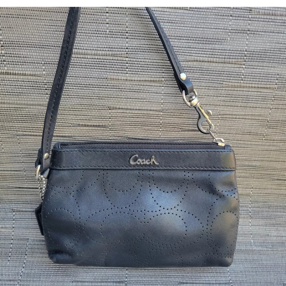 Coach Wristlet - Picture 2 of 4